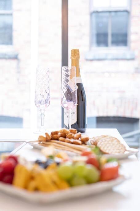 City Superhost: Luxury Deansgate Townhouse Manchester Exteriér fotografie