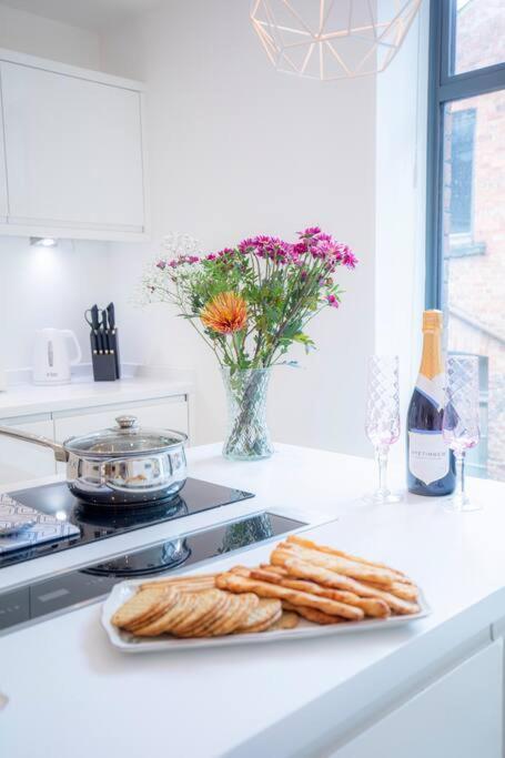 City Superhost: Luxury Deansgate Townhouse Manchester Exteriér fotografie